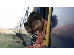 家の強制撤去に人身売買疑惑。オスカー受賞作の子役たちが直面する過酷な現実 画像