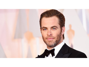 クリス・パイン、リアリティ番組出演の女優と交際？ 画像