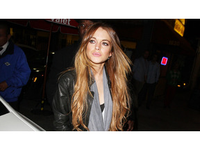 リンジー・ローハンの逮捕状、取り下げられる 画像