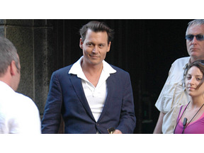 休日は家族とボートでのんびり。ジョニー・デップ、プエルトリコで撮影の日々 画像