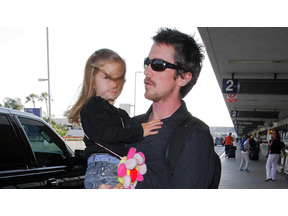 『ターミネーター4』始動！クリスチャン・ベイルが妻と娘とプロモ・ツアーに出発 画像