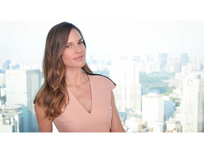 【シネマモード】ヒラリー・スワンク、限りある命を「祝福するべき」 画像