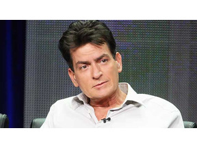 チャーリー・シーン、TV生放送でHIV感染を告白 画像