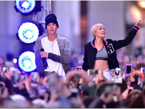 ジャスティン・ビーバーと共演した女性歌手・ホールジーに注目！ 画像