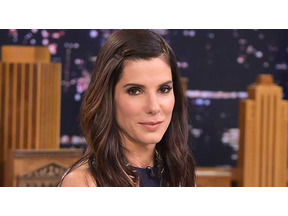 サンドラ・ブロック、3歳半の女の子を養子に迎える 画像