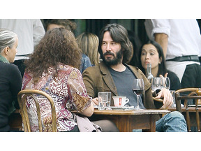 キアヌ、料理に目覚める　「シェフになることも考え始めているんだ」 画像