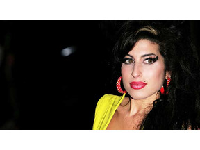 エイミー・ワインハウスの父、娘を描いた映画に「監督がみんなを騙してる」と激怒 画像