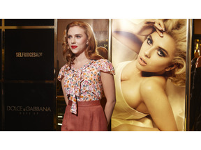 スカーレット・ヨハンソンに会える権利がチャリティ・オークションに出品 画像