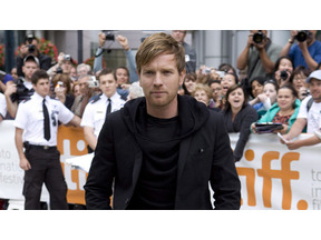 ポランスキーの身柄は依然拘束中。ピアース＆ユアン主演で製作中の新作はどうなる？ 画像