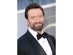 ヒュー・ジャックマン、ビーチで荒波にさらわれかけた息子たちを救出 画像