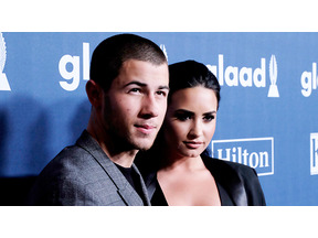 デミ・ロヴァート＆ニック・ジョナス、反LGBT法に反対し公演を取りやめ 画像