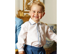 ジョージ王子、「くまのプーさん」誕生90周年記念ブックに登場！ 画像