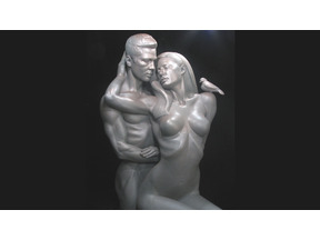 ブランジェリーナがモデルの刺激的な彫像が、オクラホマ州で公開に 画像