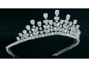 ファッション小噺vol.120　年末年始にセレブリティのきらめきを 画像