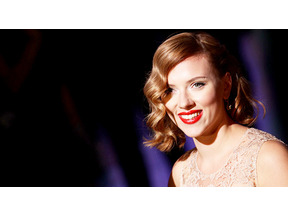 スカーレット・ヨハンソン、歴代最高の興行収入を上げた女優に 画像