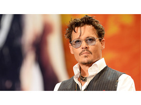 離婚成立のジョニー・デップ、イビサ島でリラックス 画像