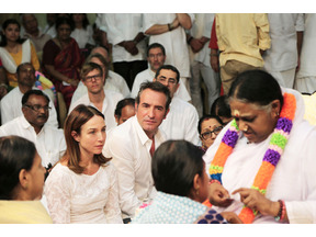 【シネマモード】“抱きしめる聖者”アンマが語る愛…『アンナとアントワーヌ　愛の前奏曲』 画像