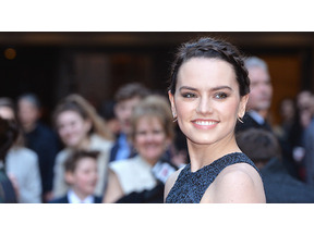 デイジー・リドリー、『スター・ウォーズ』最新作のタイトルは「わからない」 画像
