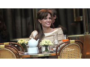 アンジーの父ジョン・ヴォイトが、娘との和解の喜びを語る 画像