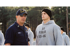 おうちシネコンコラム vol.3　大波に襲われた豪華客船と、救助に命を懸ける男たち 圧倒的映像で魅せる海洋パニック・ドラマ！ 画像