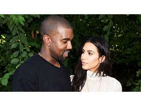 キム・カーダシアン、入院中の夫カニエ・ウェストを献身的に看病 画像