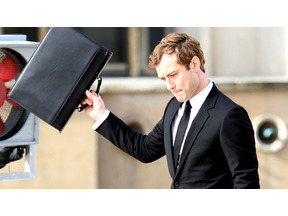 ジュード・ロウ、ディオールのフレグランスCM撮影でパリに 画像