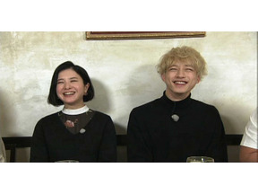 坂口健太郎、ほろ酔いで吉高由里子のモノマネを披露!?「火曜サプライズ」 画像