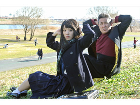 剛力彩芽、ヤンキーJKに！宇梶剛士と“あのポーズ”も…「レンタルの恋」第3話 画像