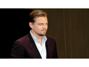 ディカプリオらがガラパゴス諸島でエクアドル副大統領と面会　自然保護を支援 画像