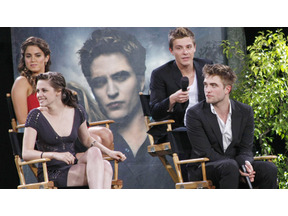 ロバート・パティンソン、クリステン・スチュワートの失言をフォロー？ 画像