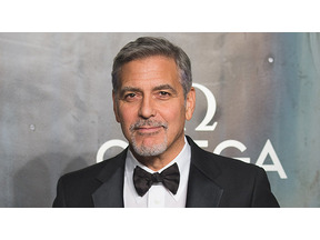 ジョージ・クルーニー、妻の出産間近で授賞式欠席 画像