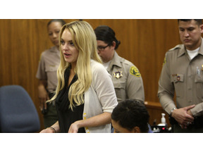 リンジー・ローハン、90日間収監決定で関係各所に迷惑かけまくり 画像