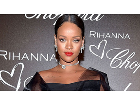 リアーナ、ファンの恋愛悩み相談に「失恋は贈り物」 画像