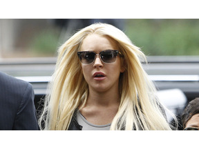 リンジー・ローハン、90日間の拘留のはずが14日間で出所！ 画像