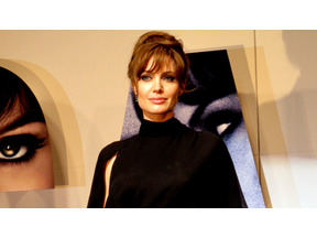 アンジェリーナ・ジョリーがパキスタンを訪問。大洪水被害者救済を世界に支援を訴える 画像