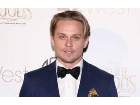 実写版『アラジン』、新たに“白人の王子役”を追加しファンから非難 画像