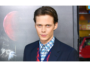 ビル・スカルスガルド、『IT』のピエロと『ダークナイト』のジョーカーを比較 画像