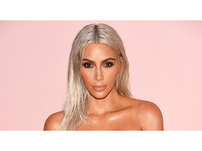 キム・カーダシアン、学生時代の“カンニング方法”の秘密を暴露 画像