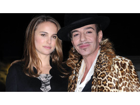 N・ポートマン　ディオールデザイナー、J・ガリアーノの人種差別発言に嫌悪感を表明 画像