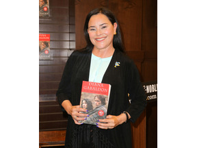 「アウトランダー」著者、ネットの噂を一蹴！「『ふざけるな』って感じ」 画像