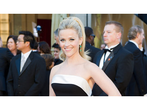 リース・ウィザースプーン、ジム・トス氏と挙式 画像