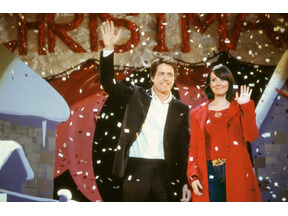 『ラブ・アクチュアリー』“お出迎えハグ”を再現！ロンドン・ヒースロー空港 画像