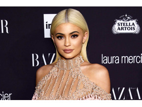 カイリー・ジェンナー、女の子を出産！妊娠～出産の様子をYouTubeに公開 画像