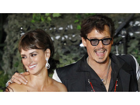 ジョニー・デップ、新米ママのペネロペ・クルスと共演で「また子供がほしくなった」 画像