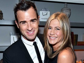 ジェニファー・アニストン＆ジャスティン・セローが離婚へ「友情をこれからも続けていく」 画像