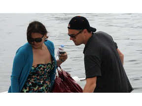 レオナルド・ディカプリオ、映画祭開催中のカンヌにジェイミー・フォックスと傷心旅行 画像