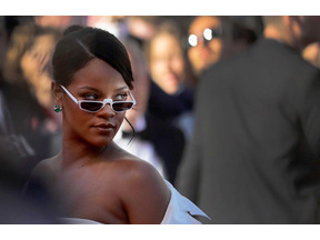 リアーナ、C・ブラウンによるDVをジョークにしたSnapchatの広告に激怒！ 画像