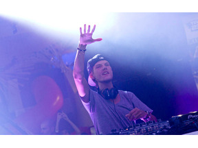 人気DJアヴィーチー、28歳の早すぎる死に悲しみ…音楽仲間らが追悼メッセージ 画像