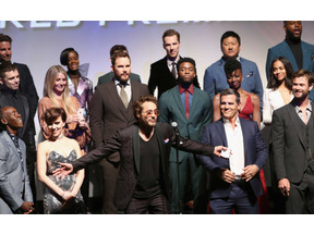 アベンジャーズ、アメリカ国民的番組テーマ曲をパロディ！ 画像