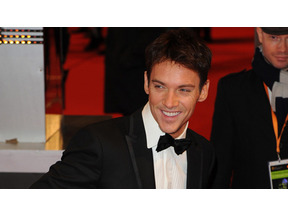 ジョナサン・リース＝マイヤーズが入院。自殺未遂か？ 画像